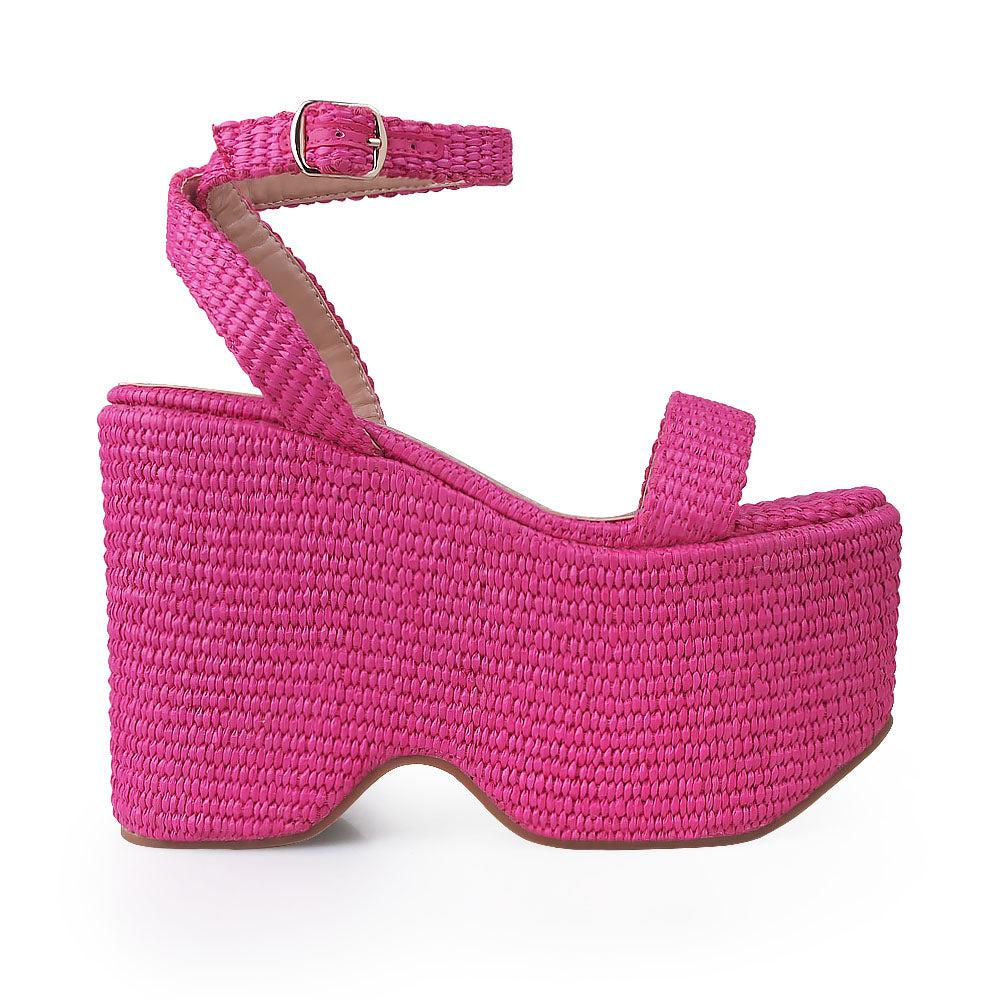 Justine - Image 11